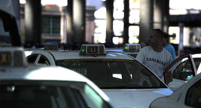 Parada de taxis I La Marea