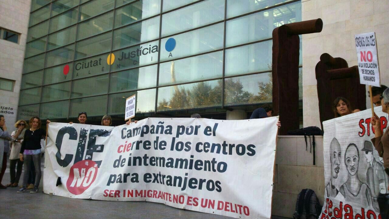Tres días de encierro contra el CIE de Valencia