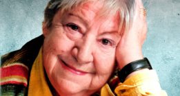 Un siglo de demora para reivindicar a Gloria Fuertes