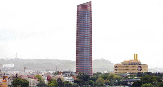 Los excesos de la banca rozan el cielo en Sevilla