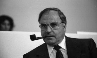 Helmut Kohl contra los economistas