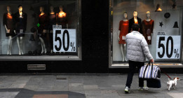 La huelga de consumo se suma al parón laboral contra los recortes