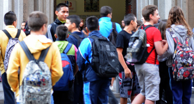 “No nos caben los alumnos en las aulas”