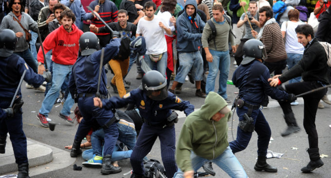 Interior indemniza con 750 euros a una mujer agredida a porrazos por antidisturbios