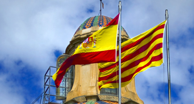 Cataluña inicia un debate centrado en la autodeterminación