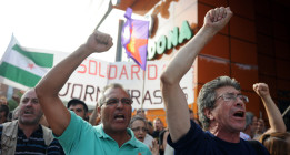 Un centenar de personas pide en Vallecas el boicot a Mercadona