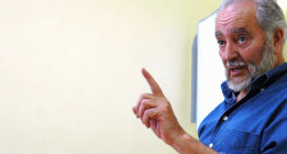 Julio Anguita pone en marcha el Frente Cívico de Madrid