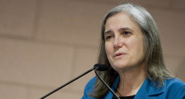 Un juez rechaza los cargos penales contra la periodista Amy Goodman