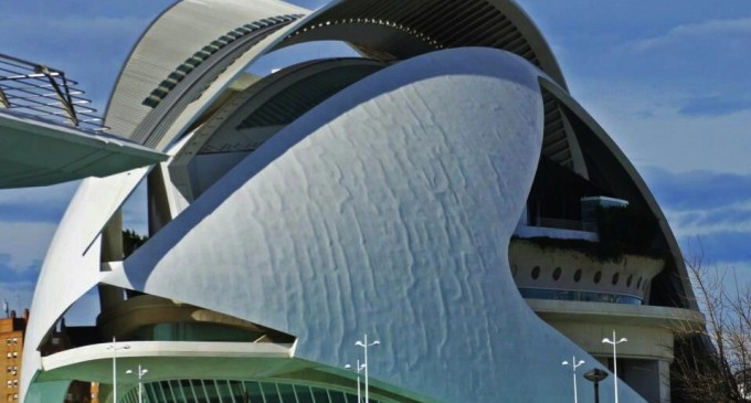 Compromís denuncia el “estado lamentable” del Palau de Les Arts