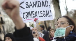 La ‘marea blanca’ apunta al Ministerio de Sanidad