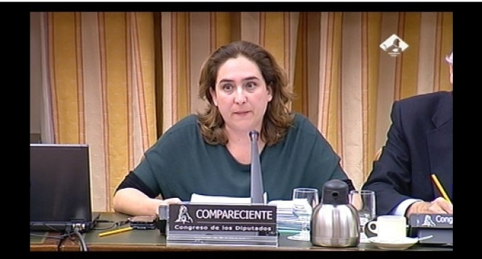 Ada Colau exige a los diputados que se pongan en la piel de los miles de desahuciados