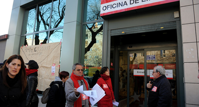 La Red de Barrios de Madrid presenta su Plan de Rescate Ciudadano en varias oficinas del INEM
