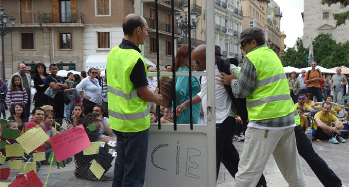 Tres años contra los Centros de Internamiento de Extranjeros