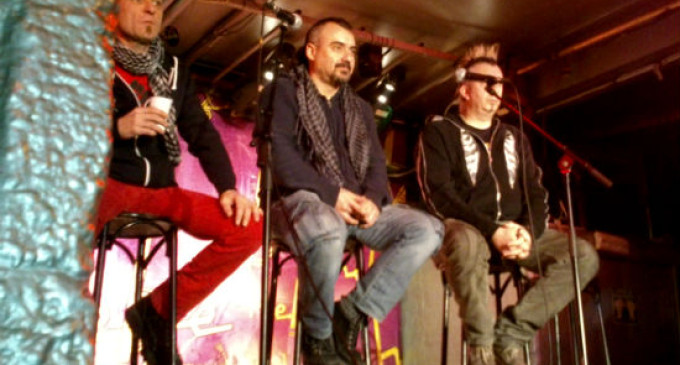 ‘Pulpul’, de Ska-P: “La lucha no es contra la política, sino los políticos títeres”