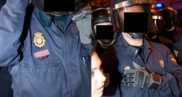 El 15-M presenta una denuncia con 250 fotos de antidisturbios sin identificación