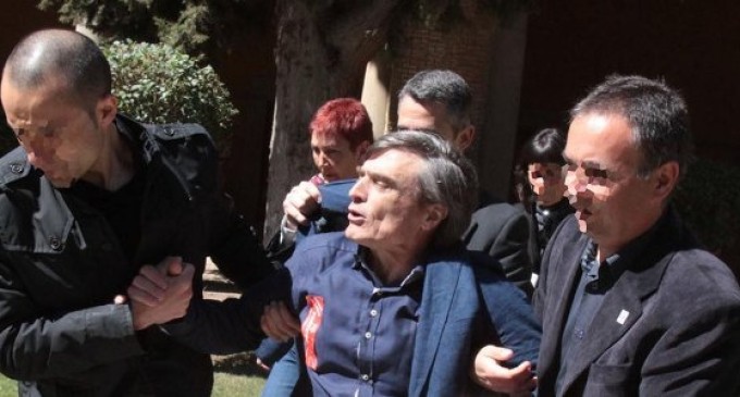Hambre de Justicia lleva su protesta ante la presidenta de Aragón