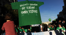 La comunidad educativa se encierra en sus colegios contra la Lomce