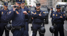 La policía pide a los bancos que preparen sus cámaras de vigilancia para el 25-A