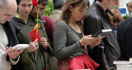 Sigueleyendo y La Marea celebran juntos el día de Sant Jordi