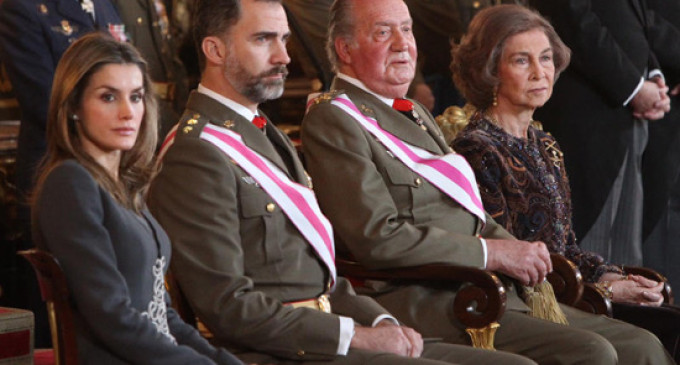 La Monarquía suspende de nuevo en la encuesta de confianza del CIS