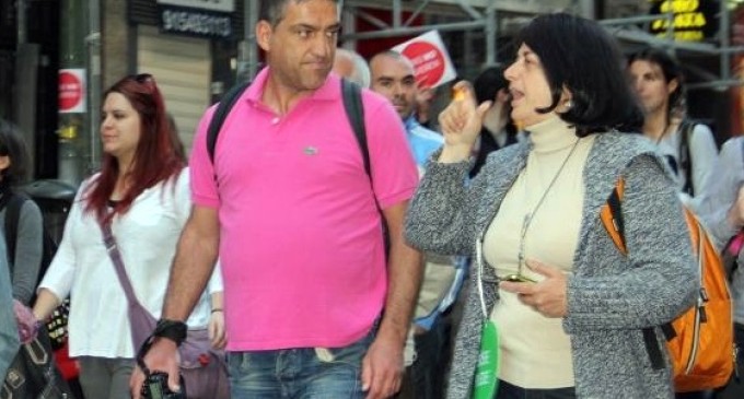 Detenidos en sus domicilios dos fotoperiodistas habituales en manifestaciones