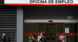 Empleo de Madrid busca trabajo primero a los que cobran prestación