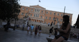 El 95% de las ayudas del rescate a Grecia sirvió para pagar deudas e intereses