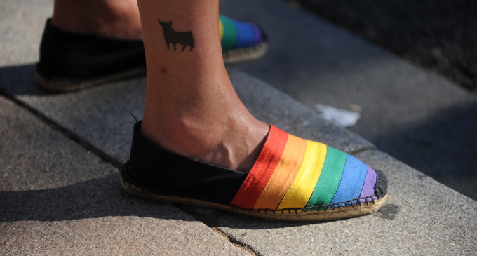 Fotogalería: La ‘marea arcoiris’ del Orgullo 2013 toma Madrid