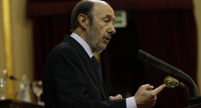 Rubalcaba: “Si Rajoy no comparece, plantearemos una moción de censura”
