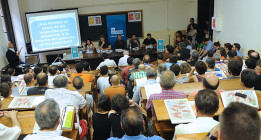 Partidos de la izquierda abogan por un pacto desde las bases en el I Encuentro de La Marea