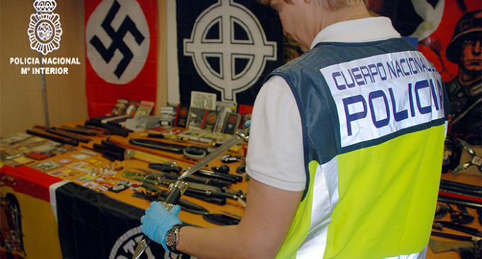 La policía detiene al responsable de un blog de contenido neonazi