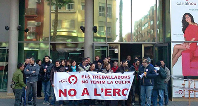 Canal 9 comprará programas por hasta 11,4 millones de euros tras despedir a un millar de personas