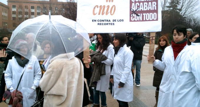 El mejor centro de investigación del cáncer en España roza el ERE