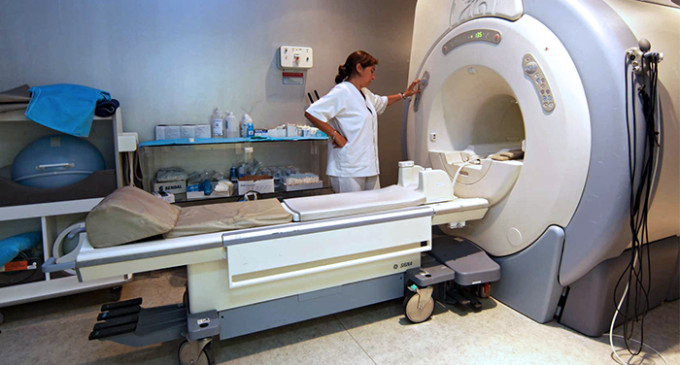 Privatizar las resonancias en Valencia cuesta 16,7 millones al año