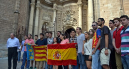 La extrema derecha se cuela en el Nou d’Octubre