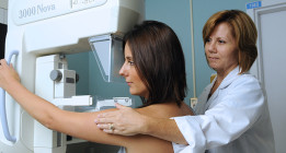 Madrid congela el programa de detección precoz del cáncer de mama