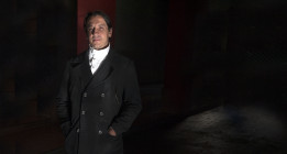 “Un teatro público tiene que tener su prioridad en el servicio al pueblo“