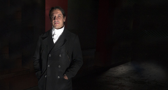 “Un teatro público tiene que tener su prioridad en el servicio al pueblo“