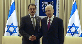<em>Fins quan la complicitat amb l’Estat d’Israel?</em>