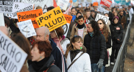 Jueces y sanitarios frenan el desmantelamiento de la Sanidad pública