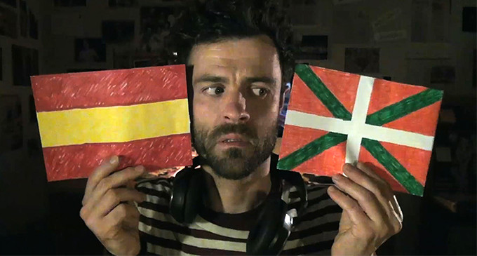 “Queremos que la gente se pregunte si su visión sobre el conflicto vasco es parcial”