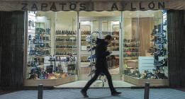 La liberalización de horarios comerciales asfixia a trabajadores y pequeño comercio