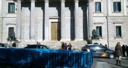 La policía prepara 1.500 agentes para blindar el Congreso esta tarde