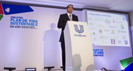<em>Las multinacionales no tienen desperdicio</em>