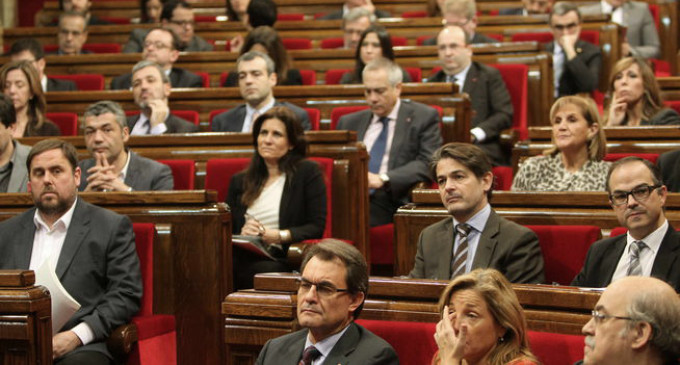 Nueva fractura en el PSC por la petición de permiso para celebrar la consulta