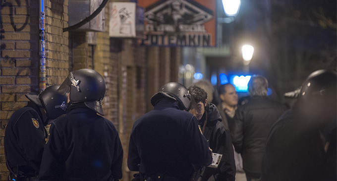 Despliegue policial en Lavapiés para evitar un acto de apoyo a la izquierda abertzale