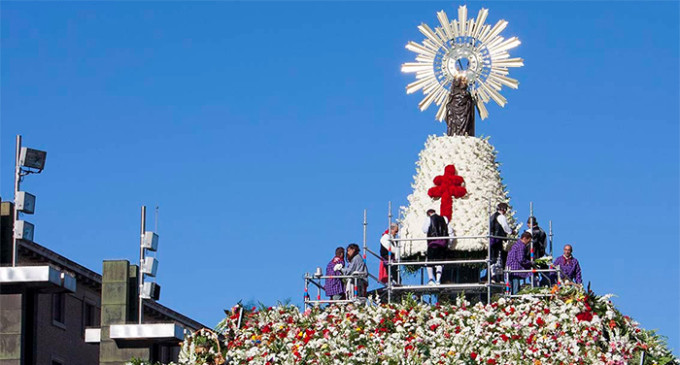 Las vírgenes condecoradas: medallas de oro y cruces de hierro nazis