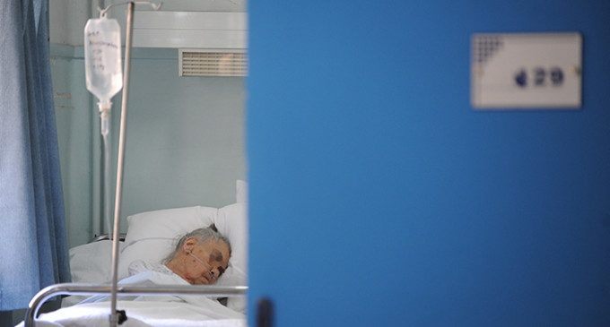 Los recortes dejan sin asistencia sanitaria a 800.000 ciudadanos griegos