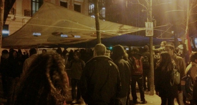 ‘Batalla’ tras la acampada en Recoletos