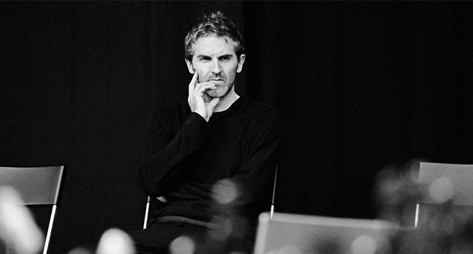 Jeremy James: “El Gobierno tiene que escuchar al arte para reconocer su propia ceguera”